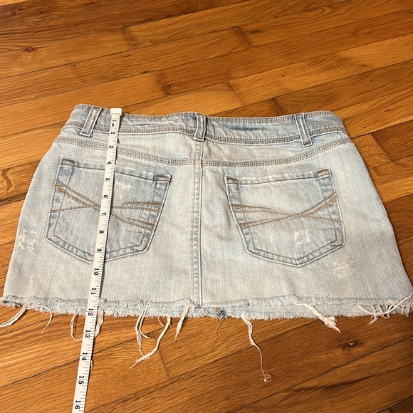 Sz 7/8 Aeropostale distressed mini skirt - Picture 4 of 4